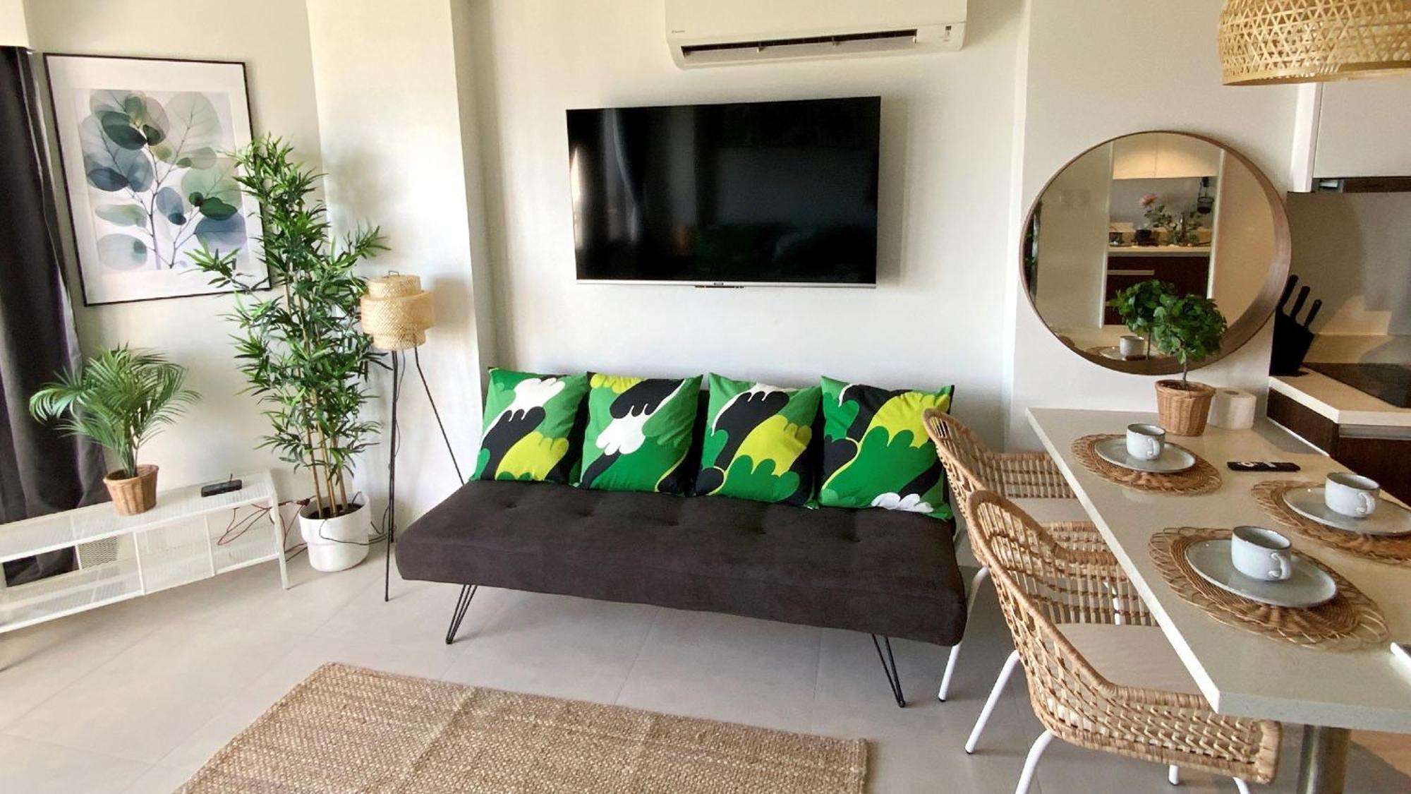 Dominiks Nature And Silent Jungle Epic Ocean View Tambuli Mactan Pool High Floor Apartment *